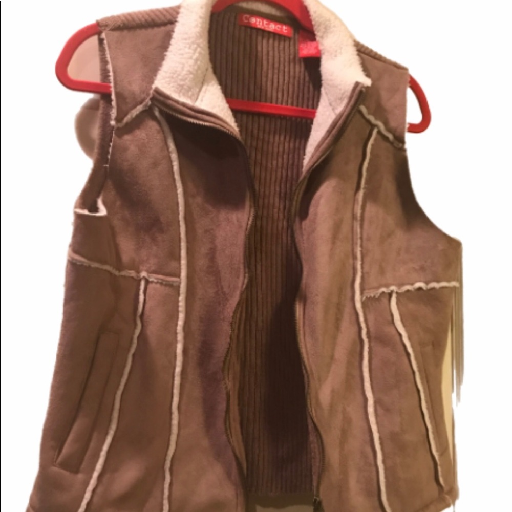Contact New York winter vest